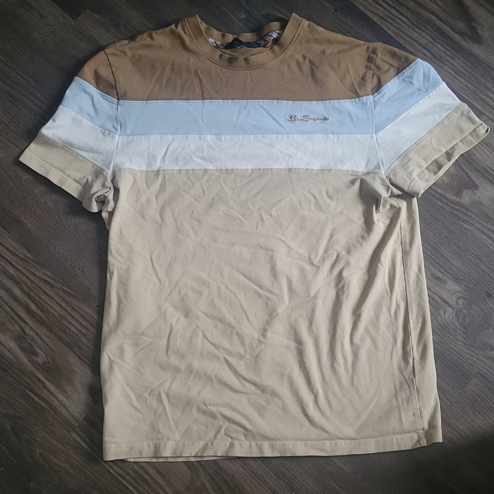 Ben Sherman White and Blue Striped Medium - Cream 100% Cotton Embroidered TShirt